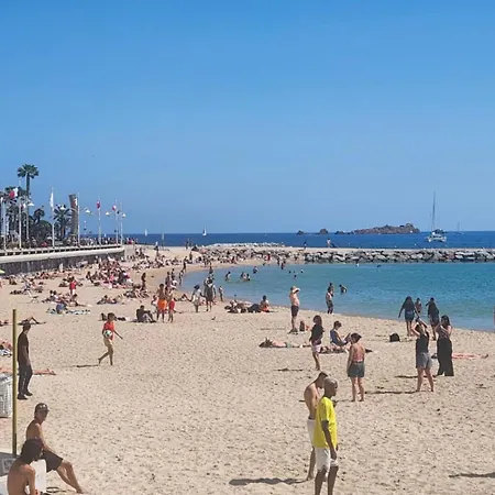 Pres De La Mere Yourhosthelper Дом отдыха