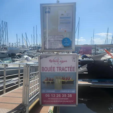 Pres De La Mere Yourhosthelper