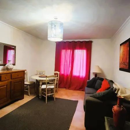 Pres De La Mere Yourhosthelper 度假居 *