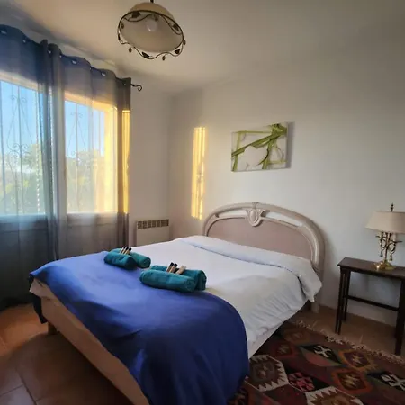 Pres De La Mere Yourhosthelper Dom wakacyjny Saint-Raphaël